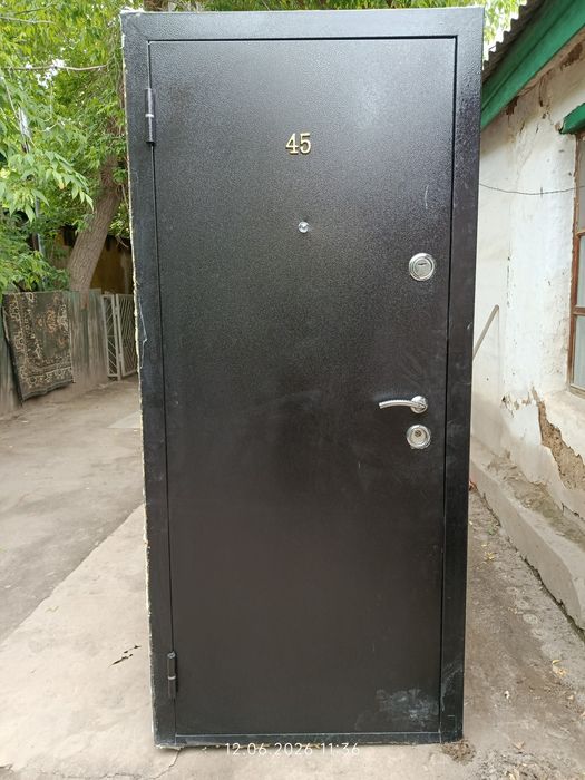 Продам дверь металлическую