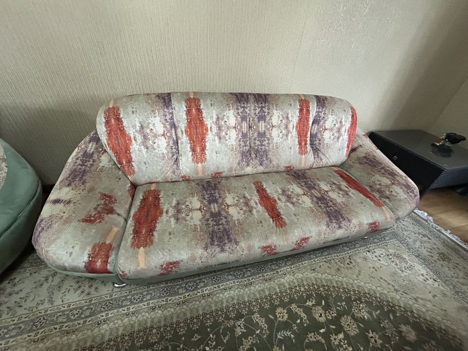 Мягкий уголок из трех предметов