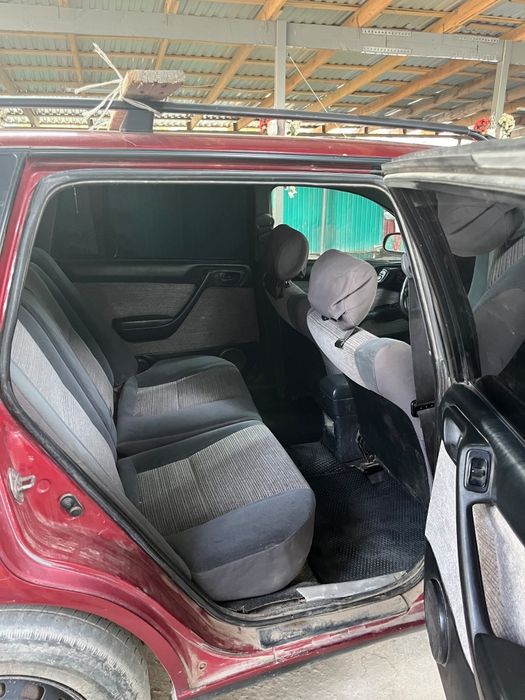 Toyota Carinaa E