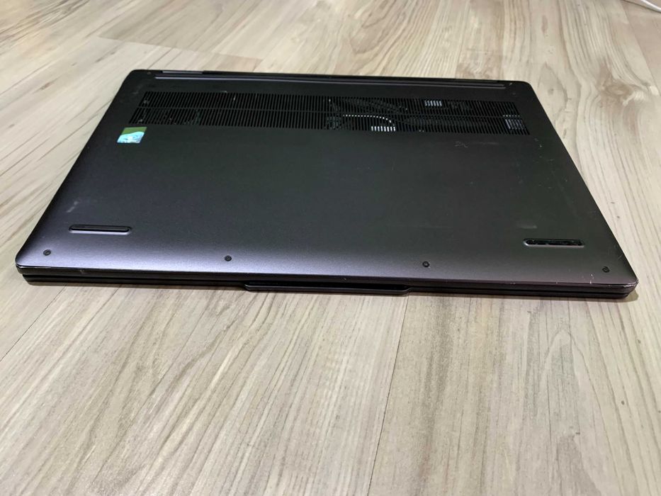 Lenovo Yoga 7 intel ultra 7 - 155U Ram 16Gb Ssd 1Tb 16" touch