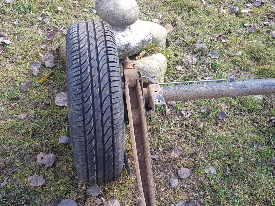 Osie  ptr căruță sau remorcă