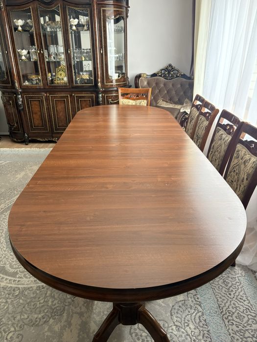 В продаже стол 3.5 метра