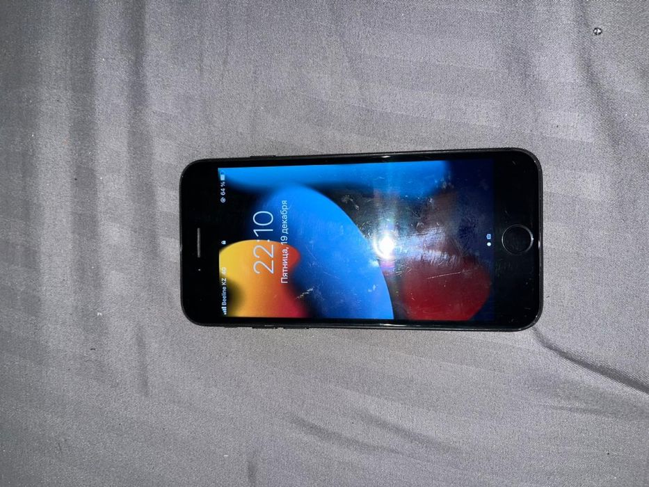 продам/обменяю iPhone 7 128 гб