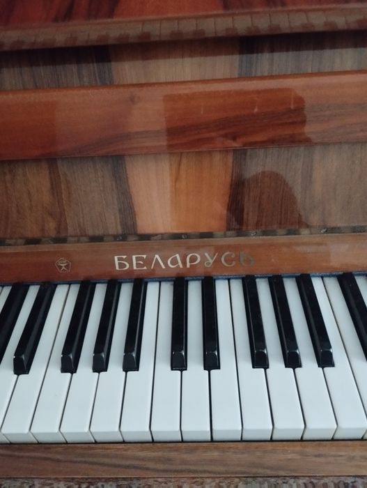 Срочно продаю пианино