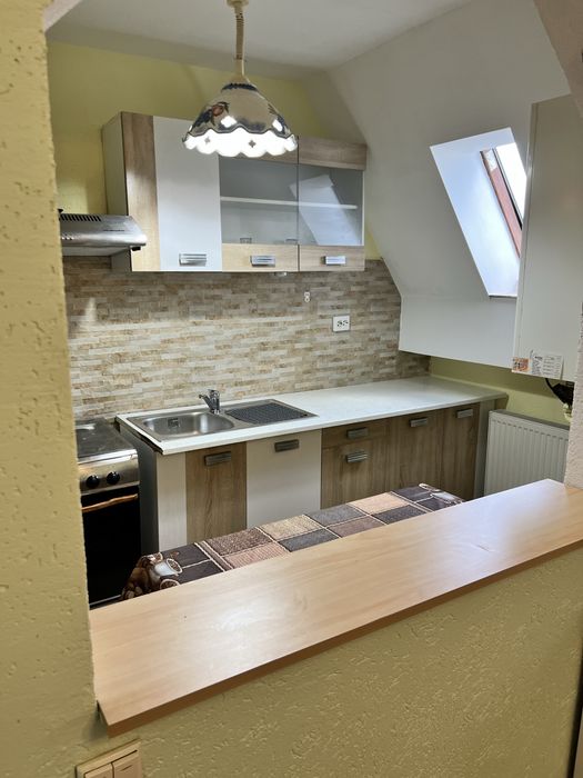 Proprietar inchiriez apartament 2 camere zona Lipovei !