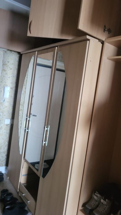 Отдам даром шкаф, самовывоз