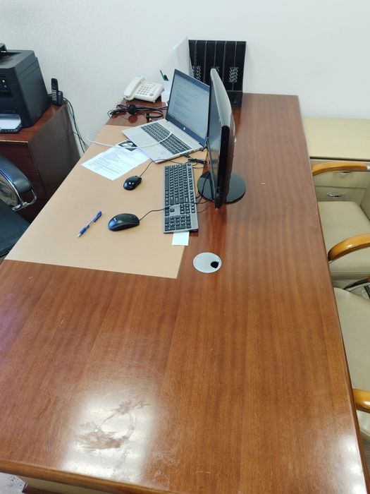 Продам набор кабинет руководителя стол кресло диван