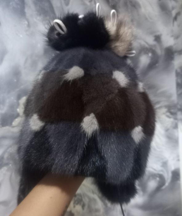 Детская норковая шапка