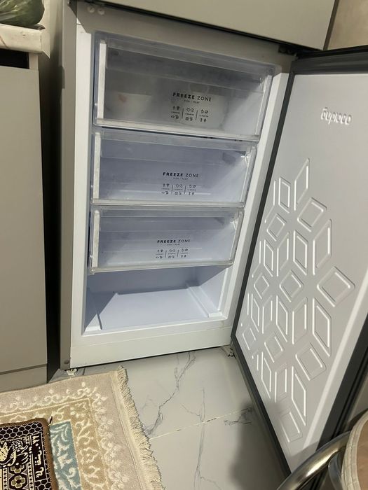 Продам холодильник
