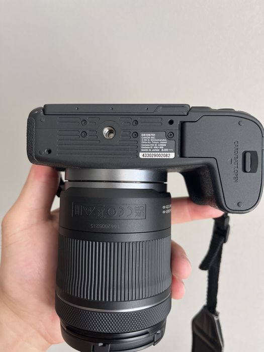 Canon RP продам