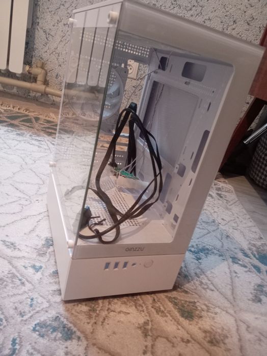 Корпус для компьютера, аквариум