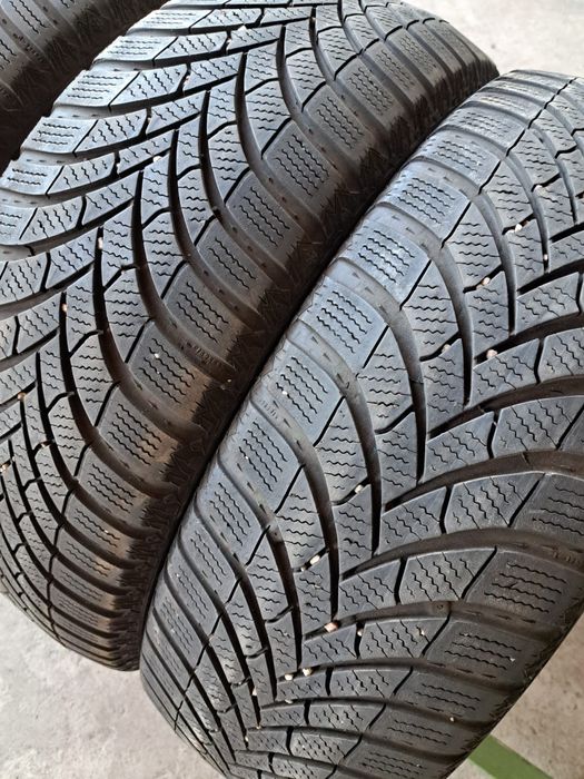 4 anvelope iarnă 205 60 r16 Semperit