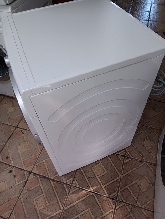 Сушилня с термопомпа Бош серия 8 Bosch Series 8 A+++  8кг 2г.гаранция!