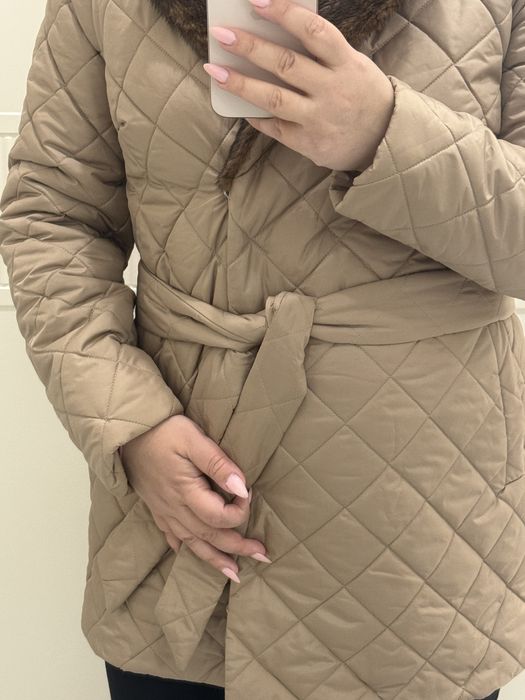Новые куртки с этикетками         .