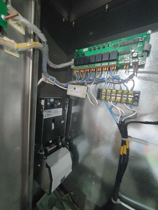 Avto SamMoy aparatlari srochniy sotiladi (3box) !