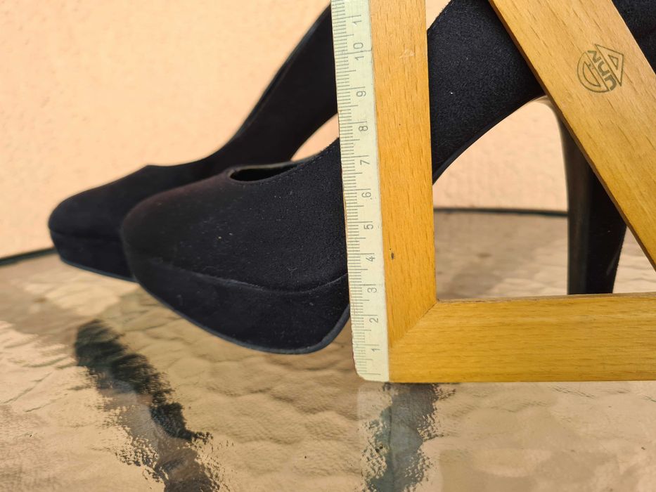 Pantofi negri imitatie piele intoarsa marimea 37 Deichman