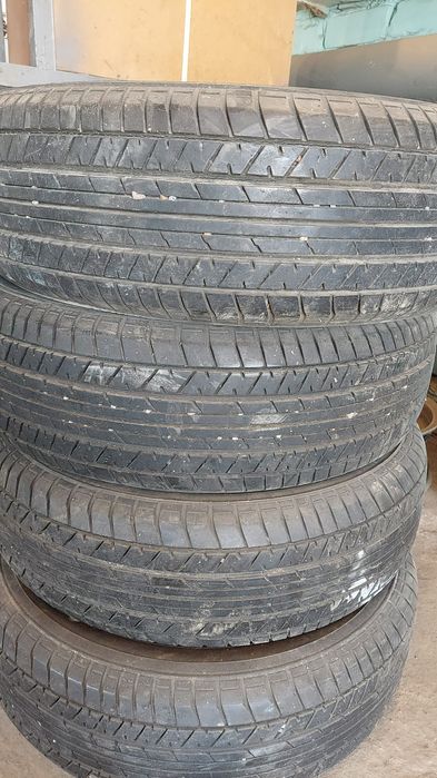 Продам летние шины 215/65 r16