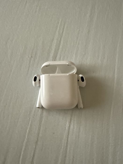 Aipods 2 оригинал
