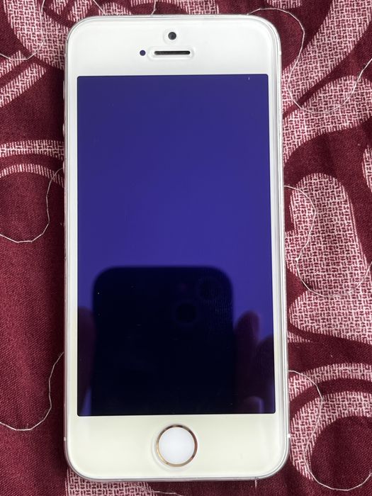 Продам IPhone 5s