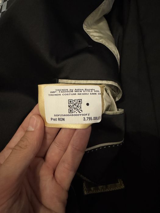 Costum mire Adina Buzatu