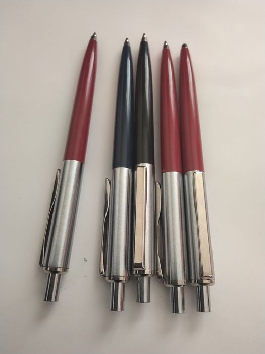 Продавам нови автоматични химикалки от времето на 1985 г.