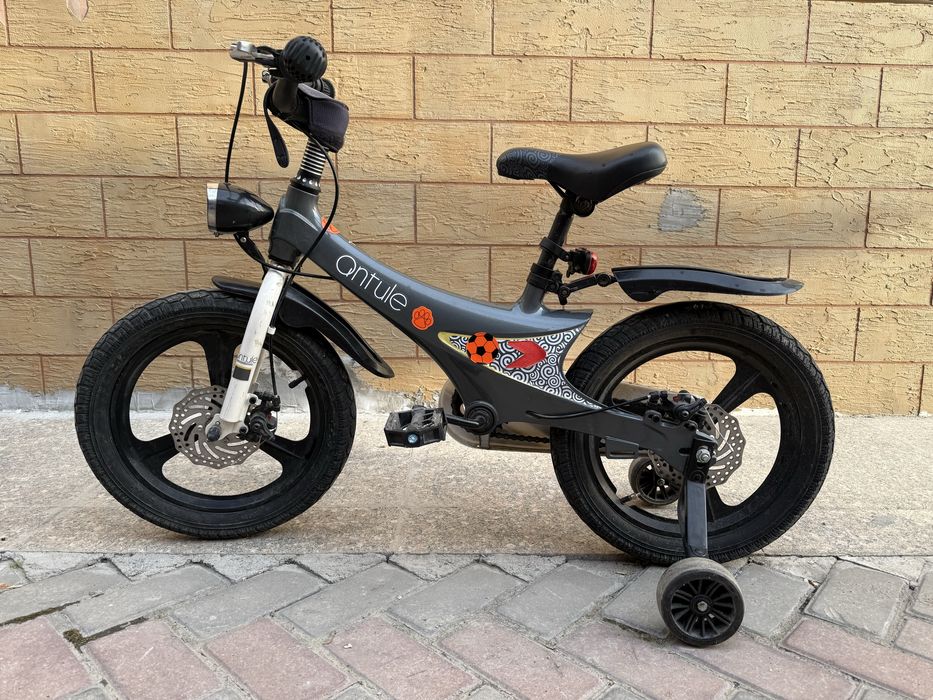 Продам велосипедна 4-5 лет