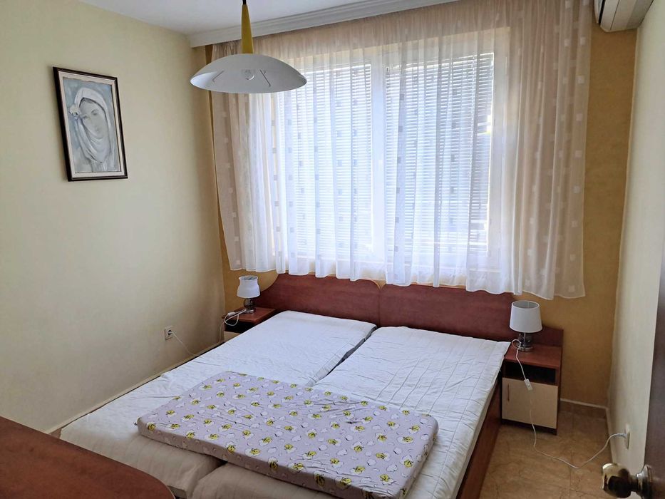 Продава се Тристаен апартамент в Свети Влас - 195000 кв.м за 1 €/кв.м - Снимка #8