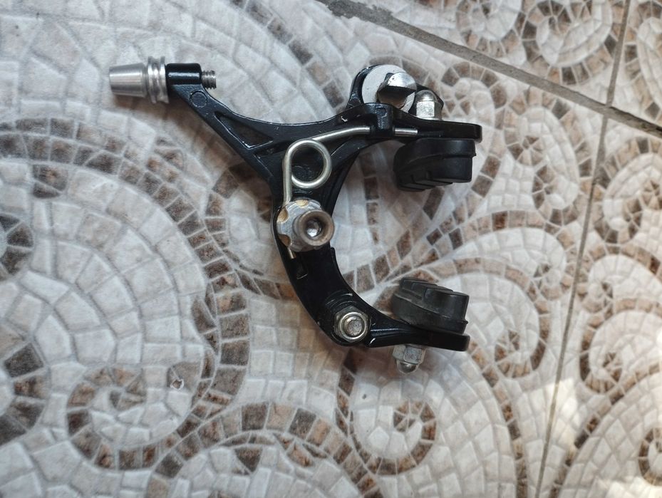 Велосипедные запчасти.