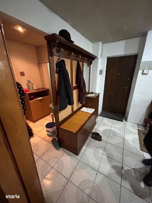 De vanzare apartament cu 3 camere, decomandat, ultracentral, 68000e