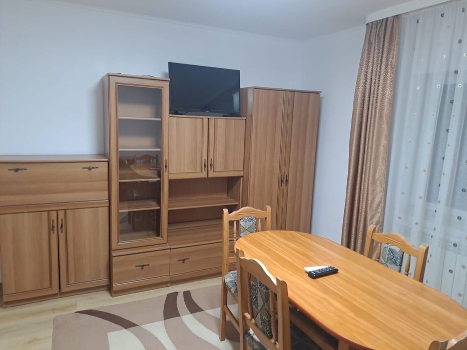 Inchiriez garsoniera confort 1 sporit,langa catedrala