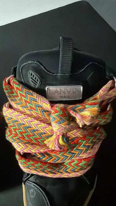 Lanvin curb negrii
