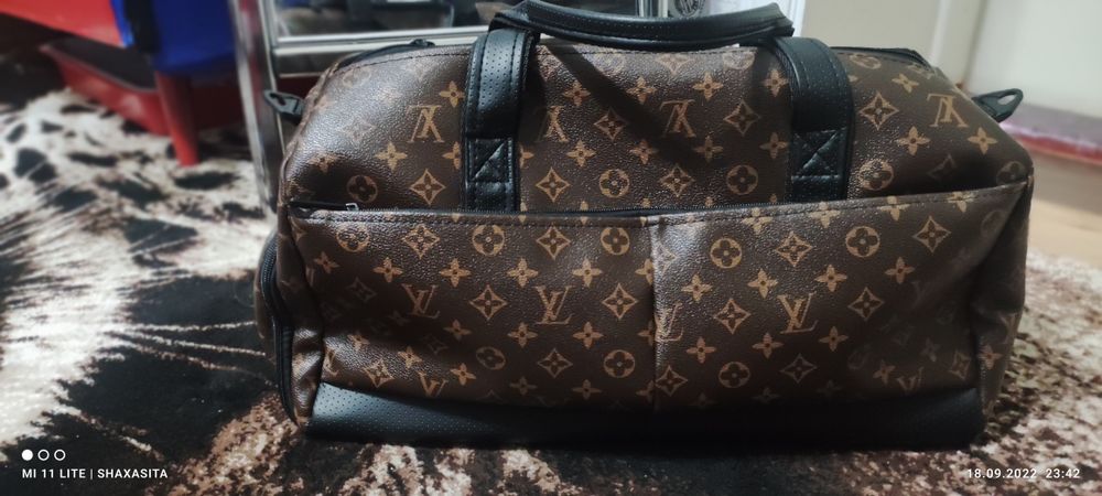 ПОСТУПЛЕНИЕ Louis Vuitton сумка  5 штук