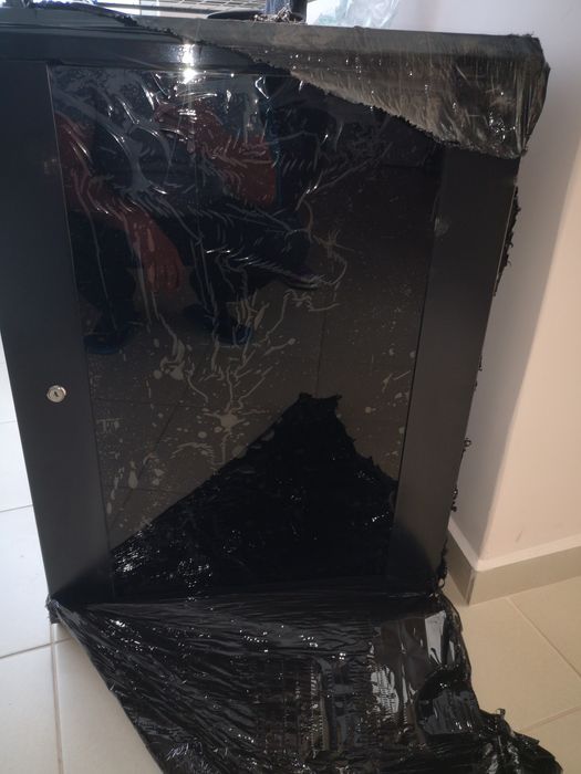 Комуникационен шкаф