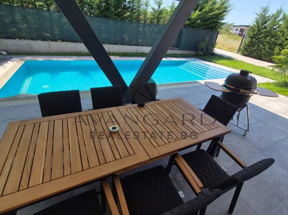 оф.21844 Луксозна къща с басейн/ Марково