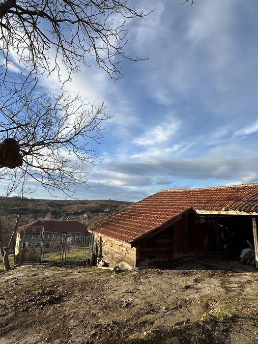 Къща в село долно белево