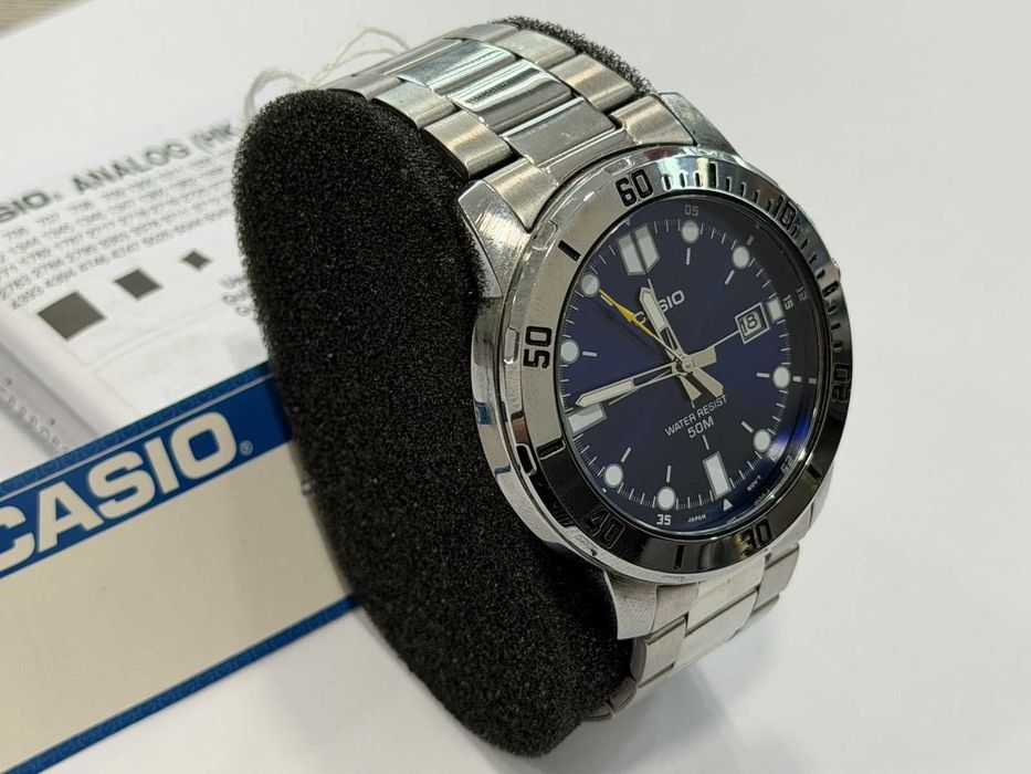 Casio Collection MTP-VD01D-2EVUDF
