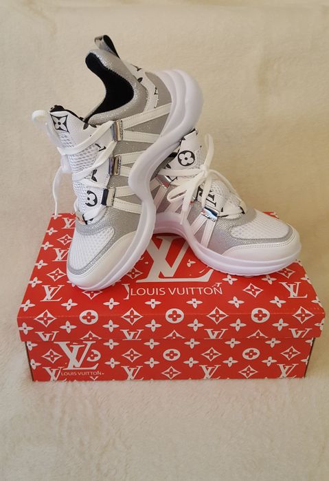 Дамски обувки различни модели