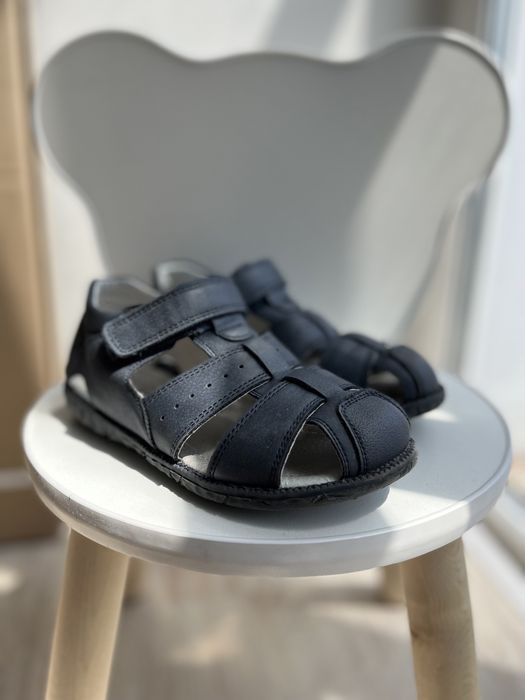 Продам сандали