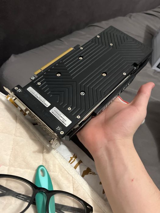 Продам RTX 2060 SUPER