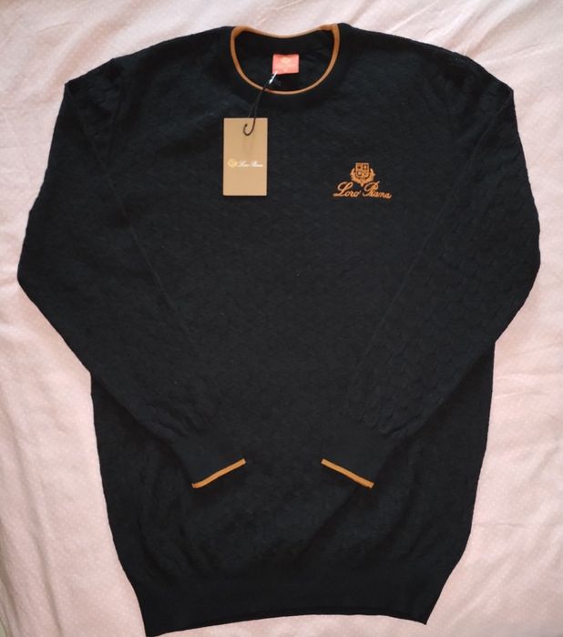 Мъжки  блузи и Долнища.