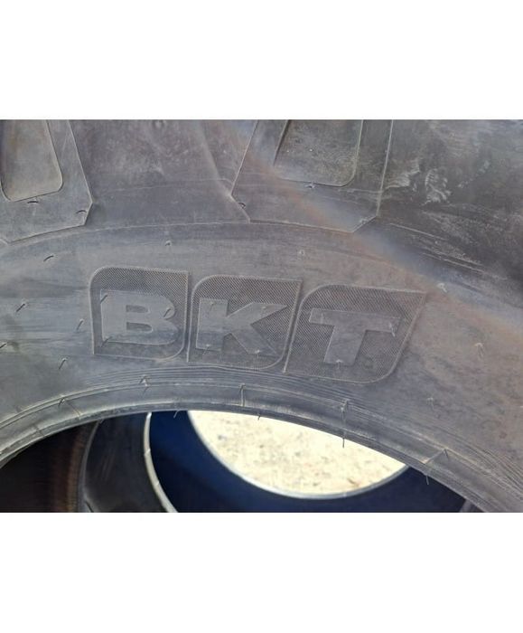 ANVELOPA 18.4-30 BKT TR135 12PR TT  Cauciucuri tractor, Fiat, Case, Fendt, John Deere, New Holland, Massey Ferguson, UTB   Cauciucuri tractor, Fiat, C
