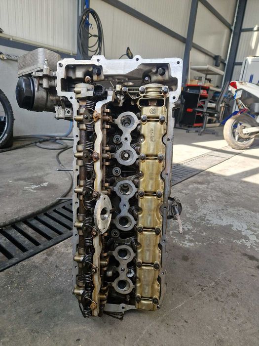 Глава за N52B30 и части за мотор