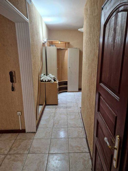 Страхотен мезонет с три спални и камина!