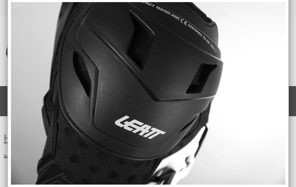 Продавам протекторна ризница leatt 4.5  pro  l/xl размер.