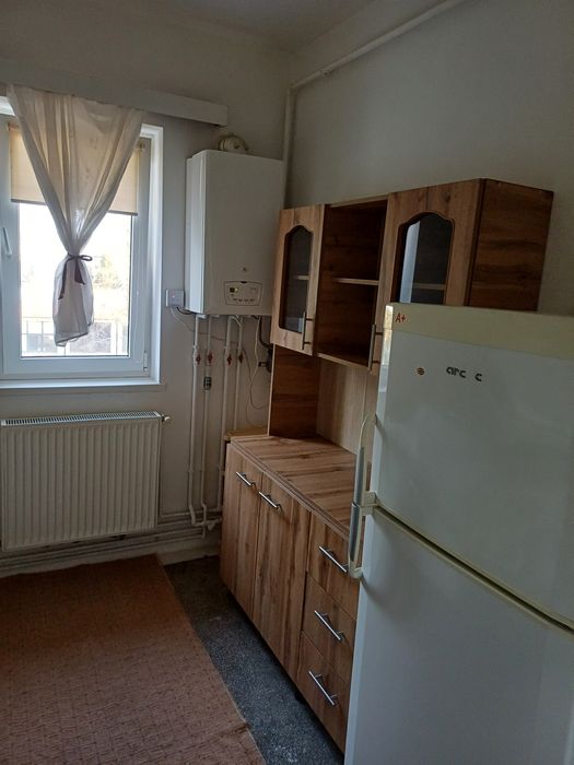 Inchiriez apartament cu 2 camere, mobilat complet, zona Micro 9