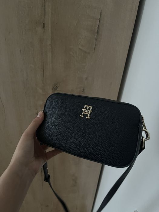 tommy hilfiger сумка