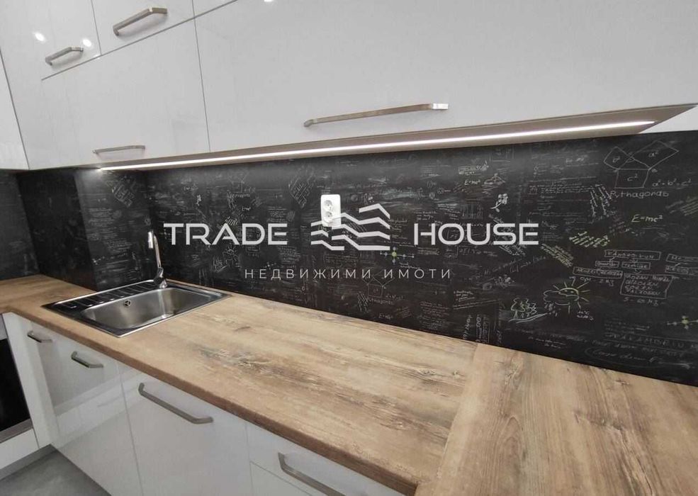 Дава се под наем Двустаен апартамент в Пловдив, Младежки Хълм - 60 кв.м за 380 € - Снимка #2