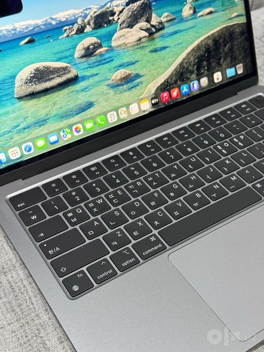 Macbook M3 Air 100% yomkist