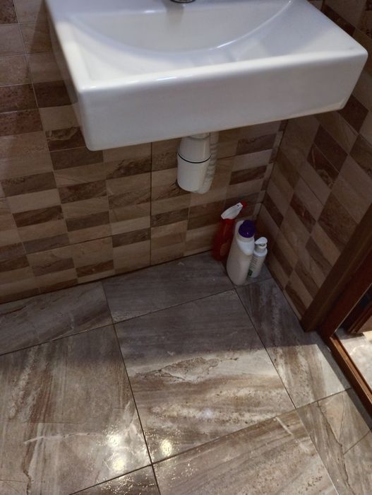 Керамичен умивалник -Германия