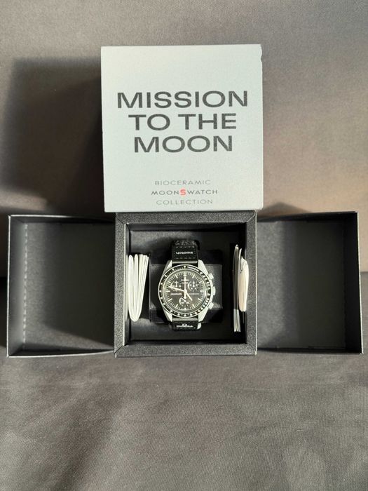 RACING the MOON TOUR ’95-’96 BORN IN 66 Moonswatch ' Moda si frumusete ' OLX.ro